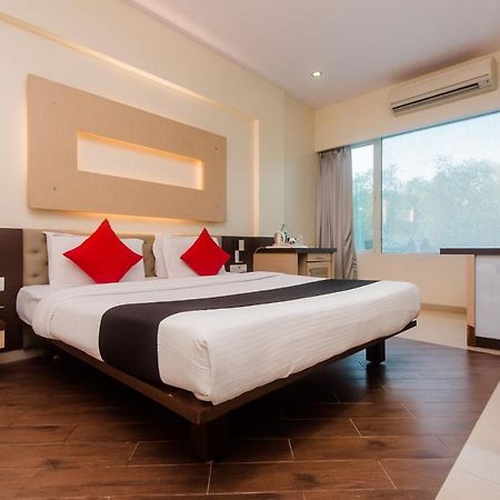 ثين Hotel Capitol المظهر الخارجي الصورة
