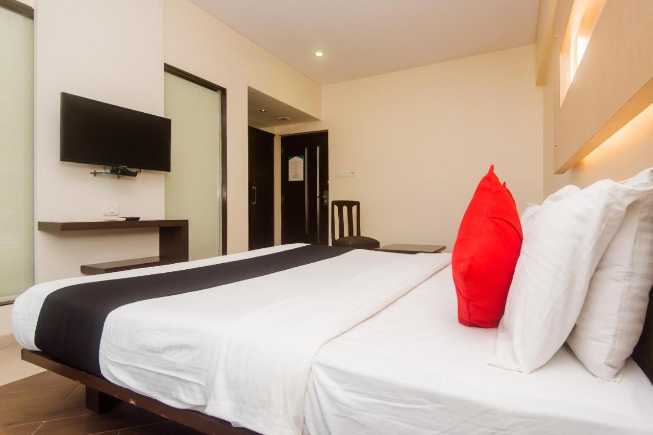 ثين Hotel Capitol المظهر الخارجي الصورة