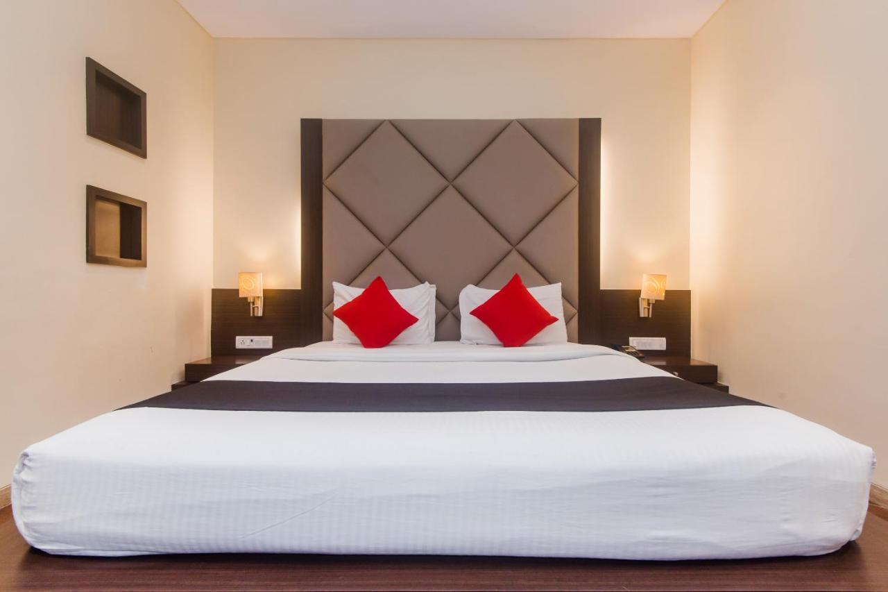 ثين Hotel Capitol المظهر الخارجي الصورة
