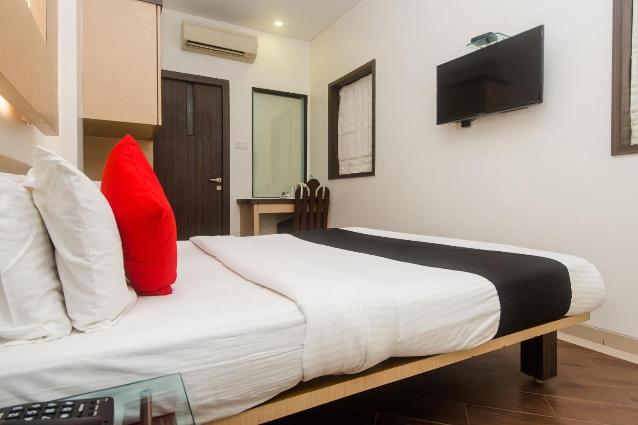 ثين Hotel Capitol المظهر الخارجي الصورة